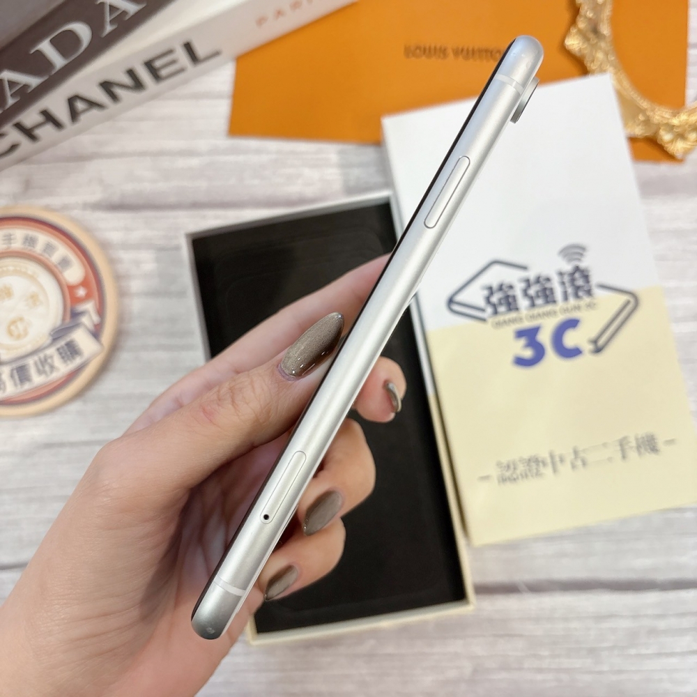二手XR 128G 白色*44372（店保30天）