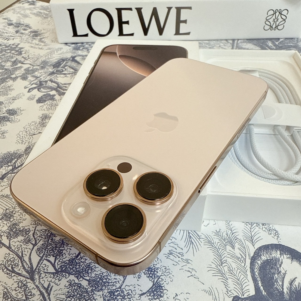 『鹽行』16Pro 256G 金色*57529（原廠保內）
