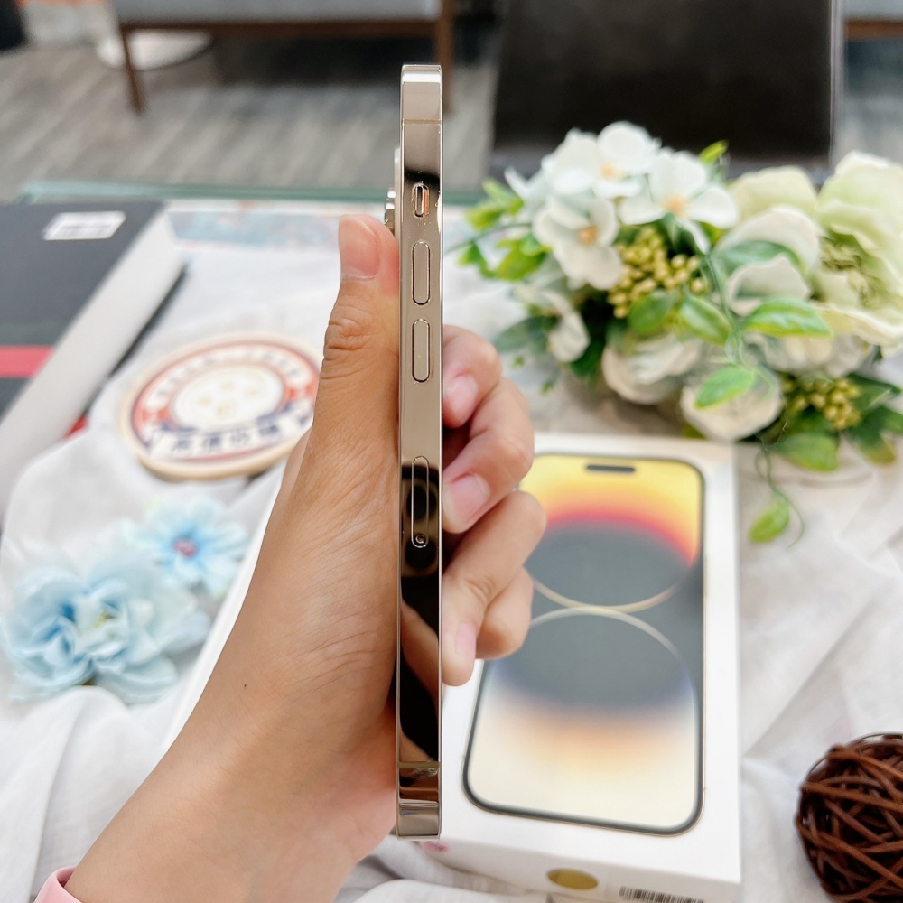 二手14Pro 128G 金色*49077（店保365天）