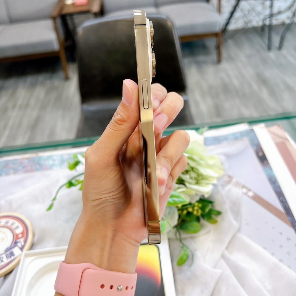 二手14Pro 128G 金色*49077（店保365天）