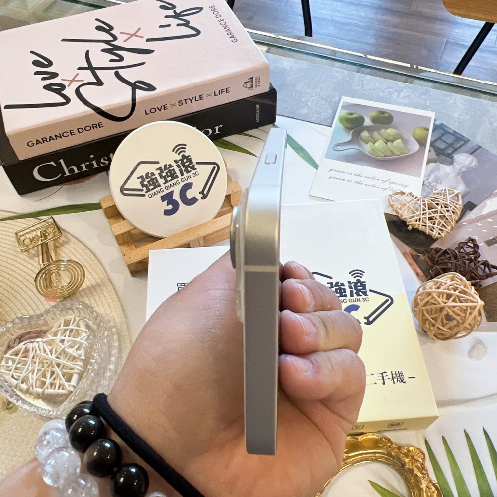 二手14 512G 白色*29127（店保365天）