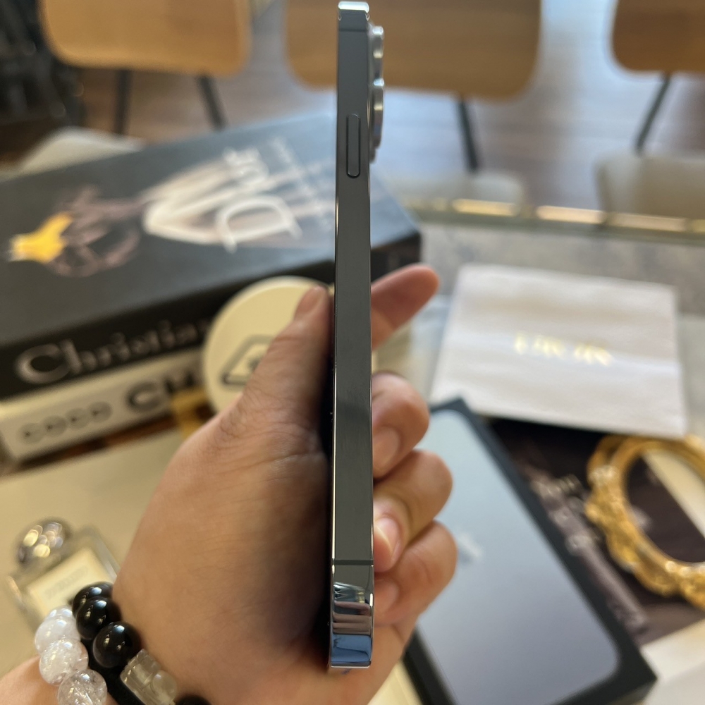 二手13Pro max 256G 藍色*26575（店保365天）