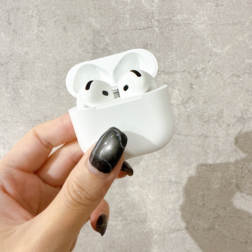 『善化』二手 AirPods 4 搭配 USB-C 充電盒*0QXGW(店保30天）
