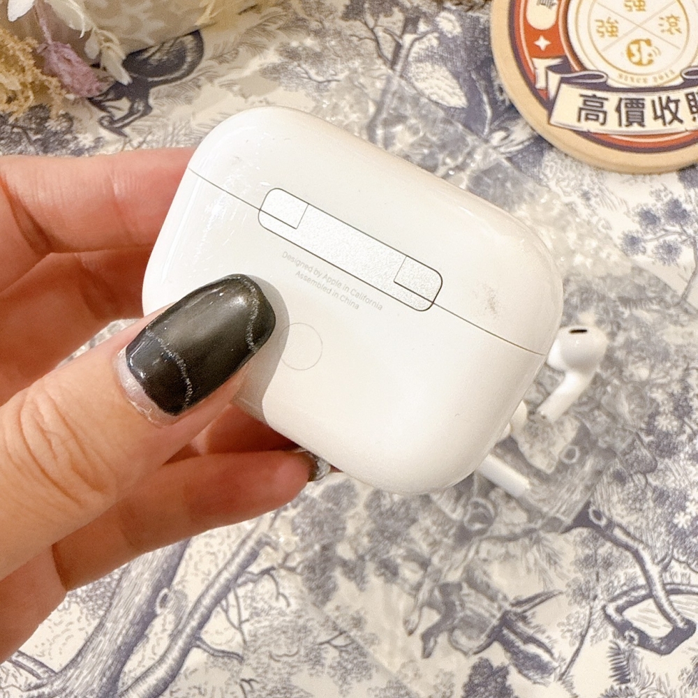 『善化』二手 AirPods Pro 2 搭配 MagSafe 充電盒(USB-C)*N1F0K(店保30天）