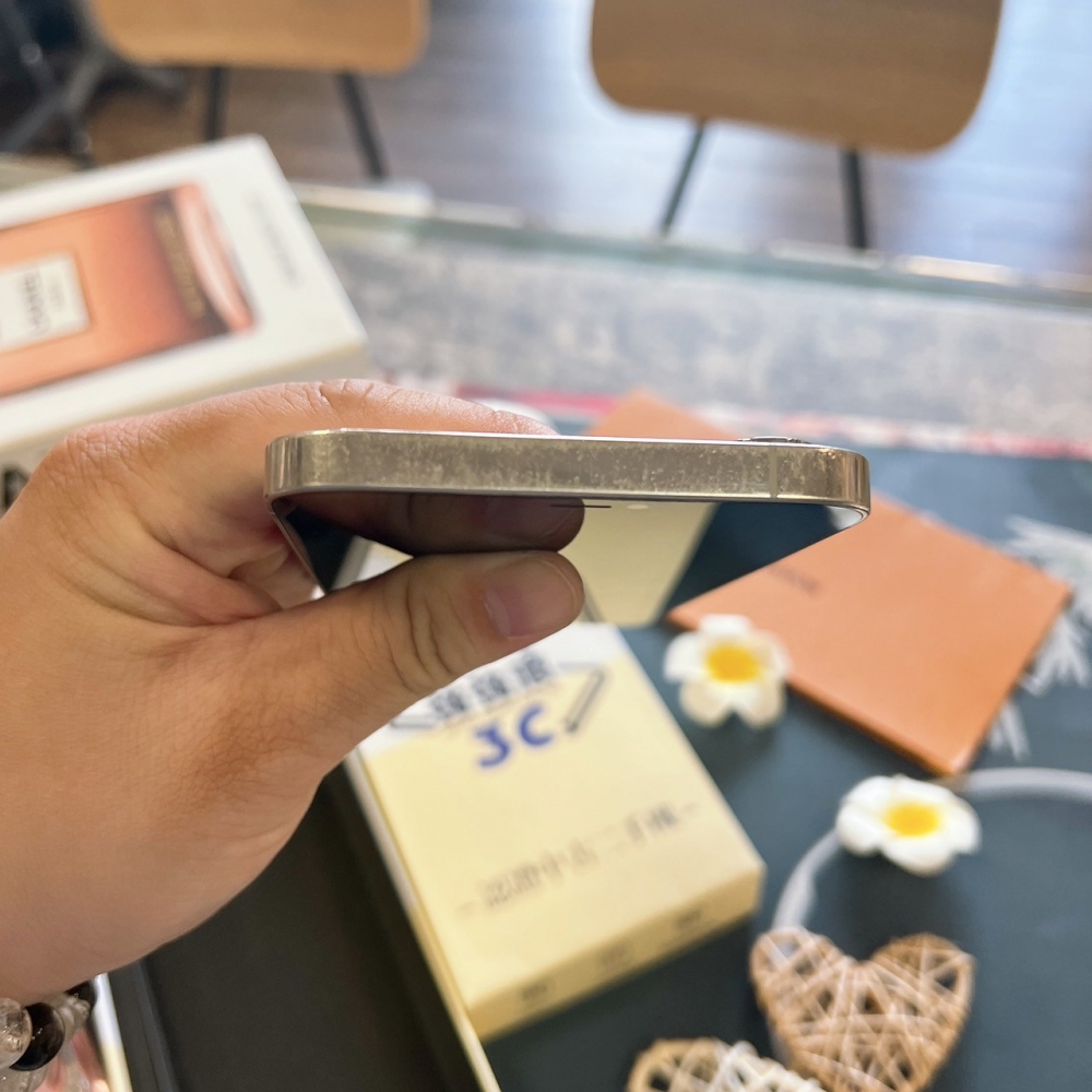 二手12ProMax 128G 白色*92560（店保90天）