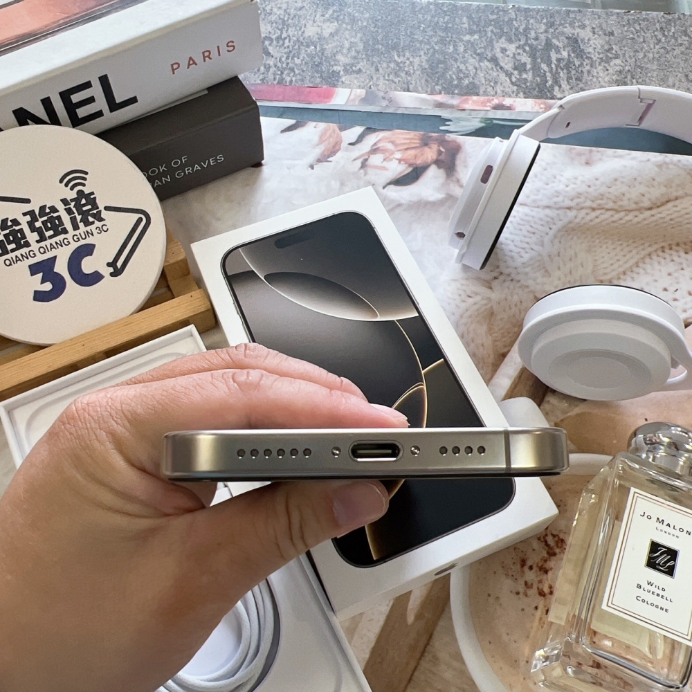 二手16ProMax512G 原鈦色*85383（原廠保固內）