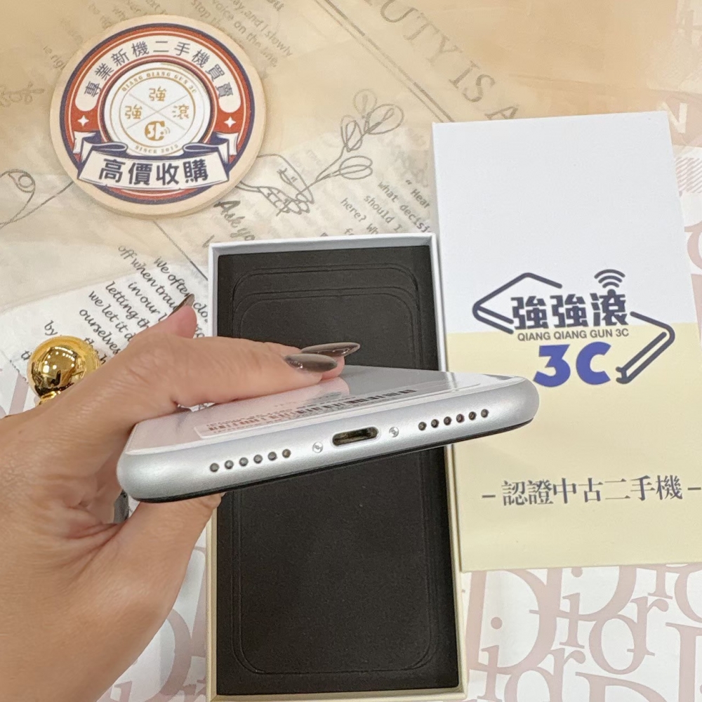 二手XR 128G 白色 (店保30天) *49063