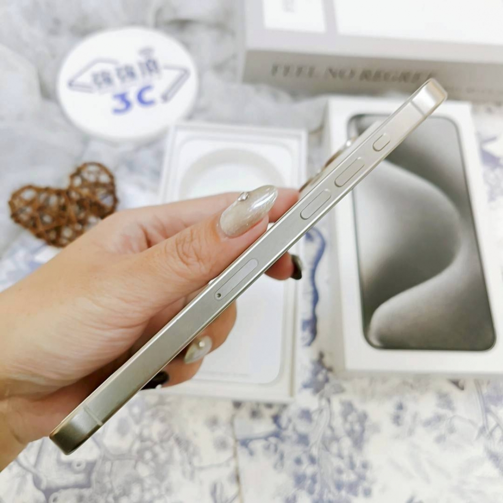 歸仁-二手 IPhone15ProMax 256G 白色#18705（店保365天）