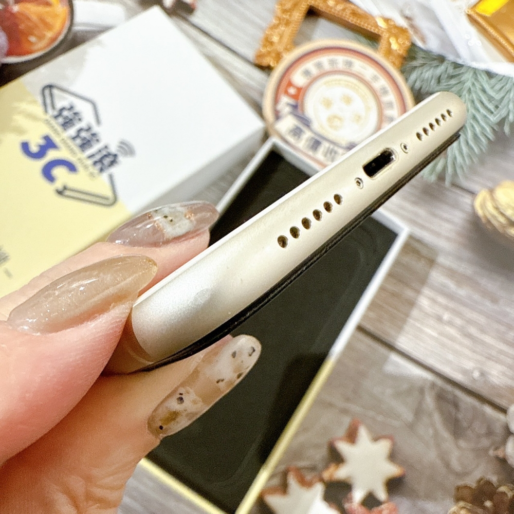 善化-二手 iPhone11 64G 白 #25451（店保90天）