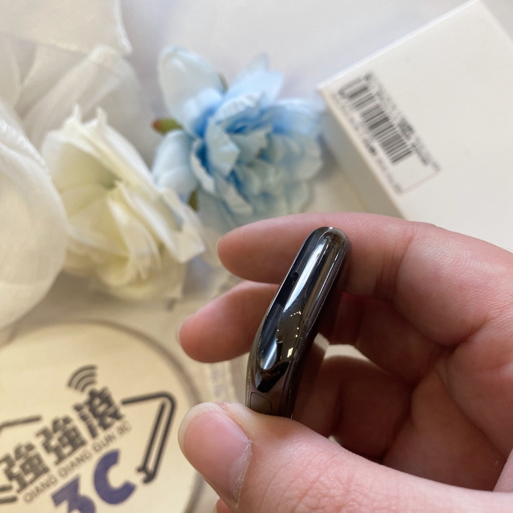 二手 APPLE Watch S10 46mm 鈦金屬色*KYVX6（原廠保內）