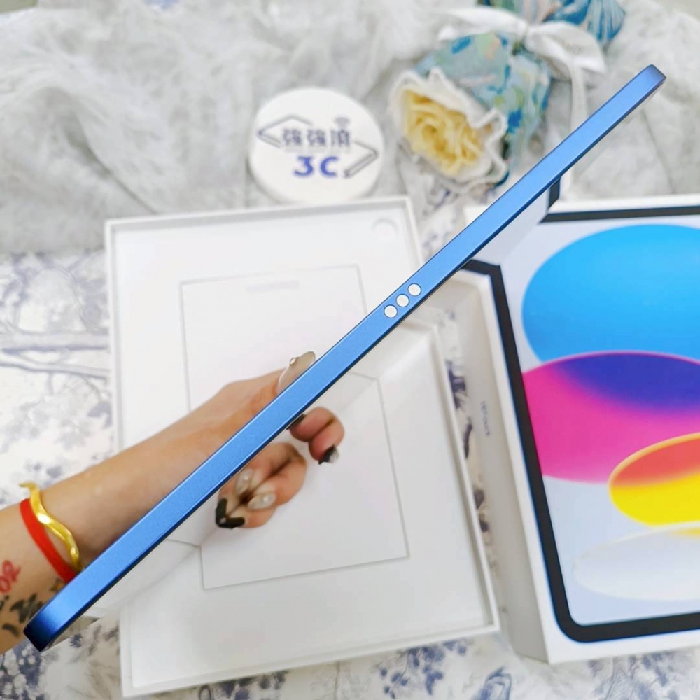歸仁-IPad 10 64G Wifi版 藍色*2R999（獨家保固90天)