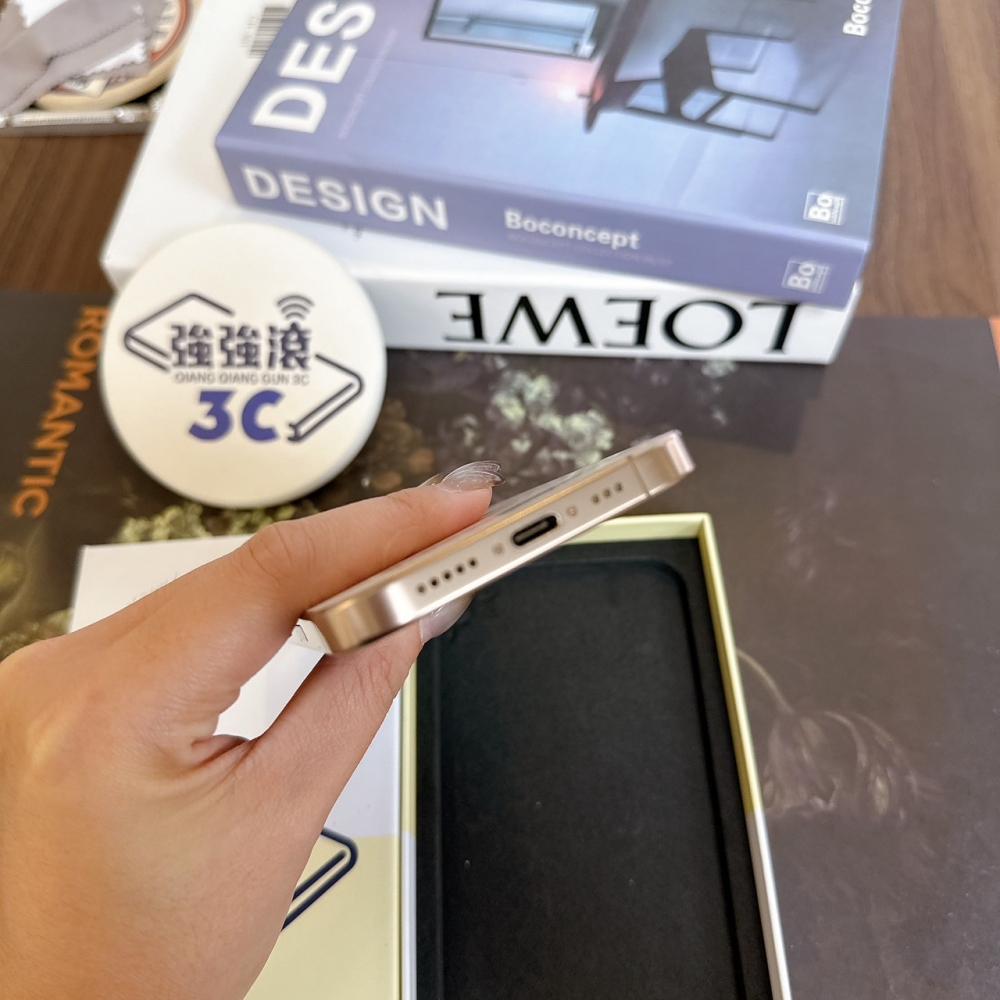 鹽行-二手iPhone16 Pro 128G 金色 #75633（原廠保固）