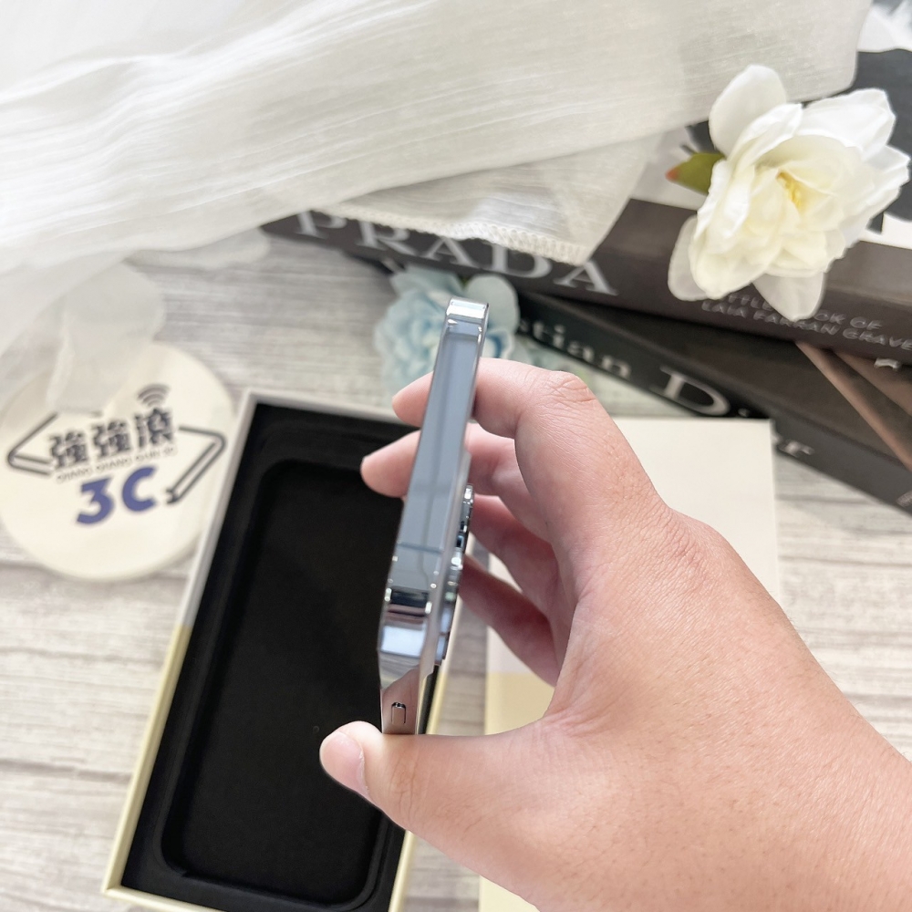 二手13 Pro 256G 藍色*86045 (店保365天）