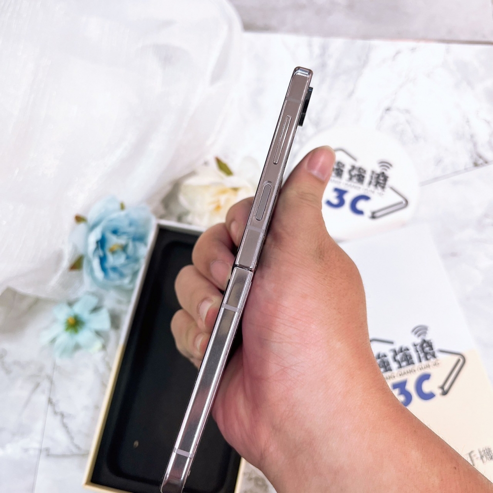 二手 三星Z Flip5 8+256G 紫色 #06392（店家保固90天）