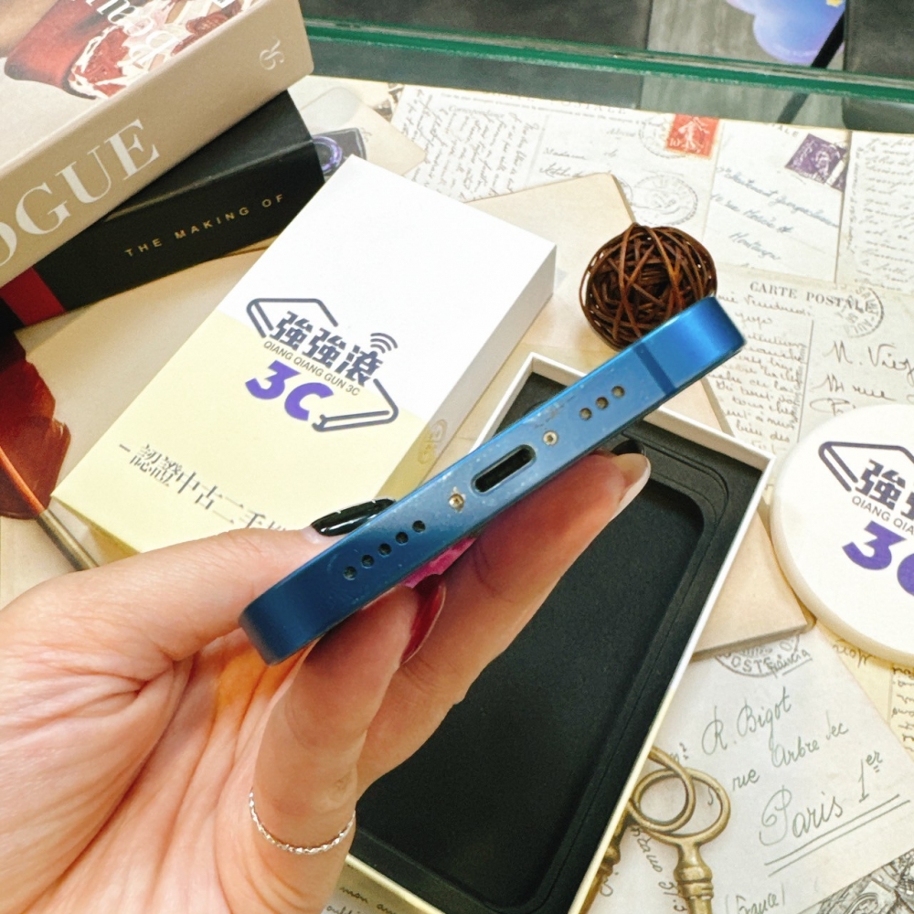 二手 13 256G 藍色*99785 (店保365天）