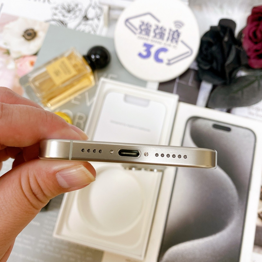佳里-二手 iPhone15 Pro Max 256G 白色 #04500（店家保固365天）