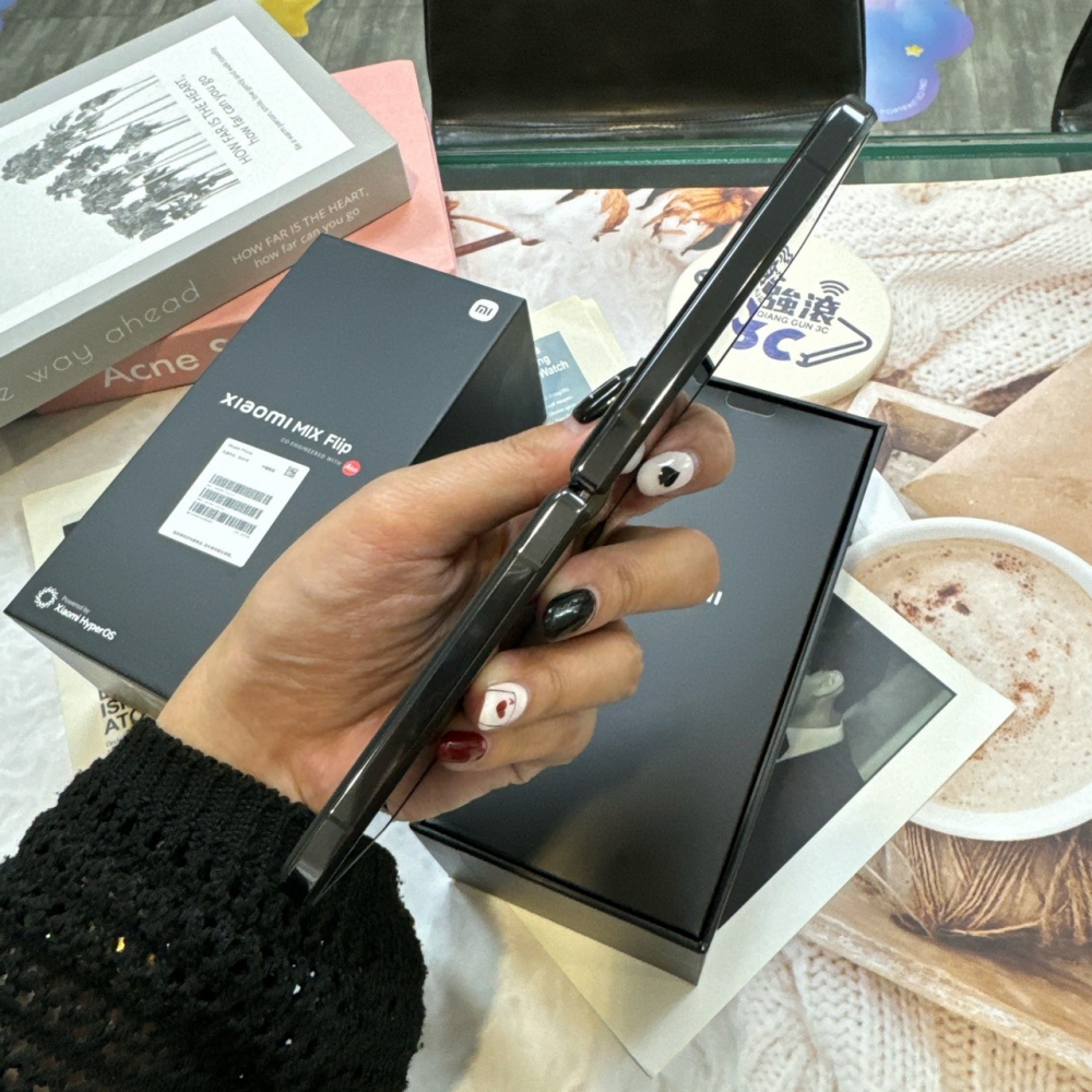 二手 小米 Mix Flip 16+512黑色*62422（店保90天）