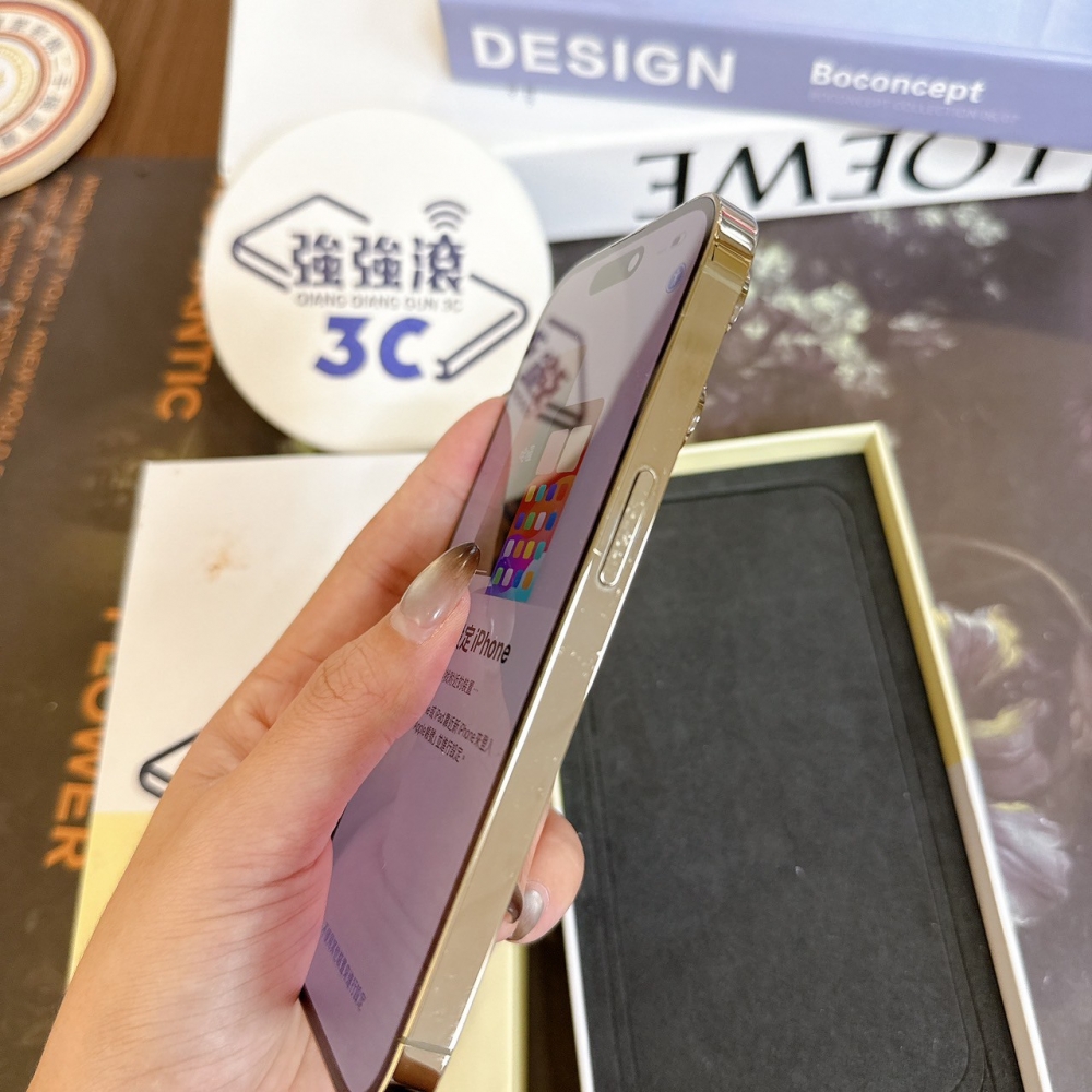 鹽行-二手 14Pro 256G 金色 #68316（店家保固）