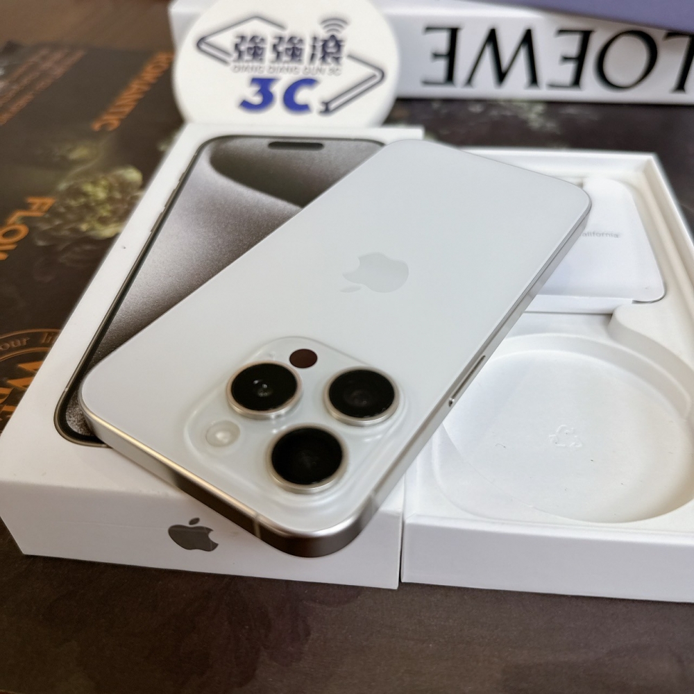 鹽行-二手 iPhone15Pro256G白色#95876（店家保固）