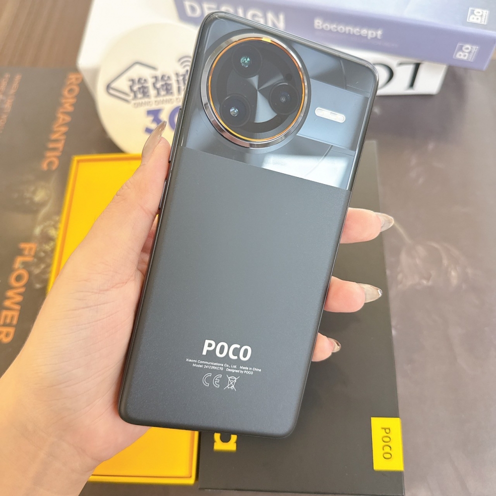 鹽行-二手 POCO F7 Ultra 12+256G黑色#25542(原廠保固）