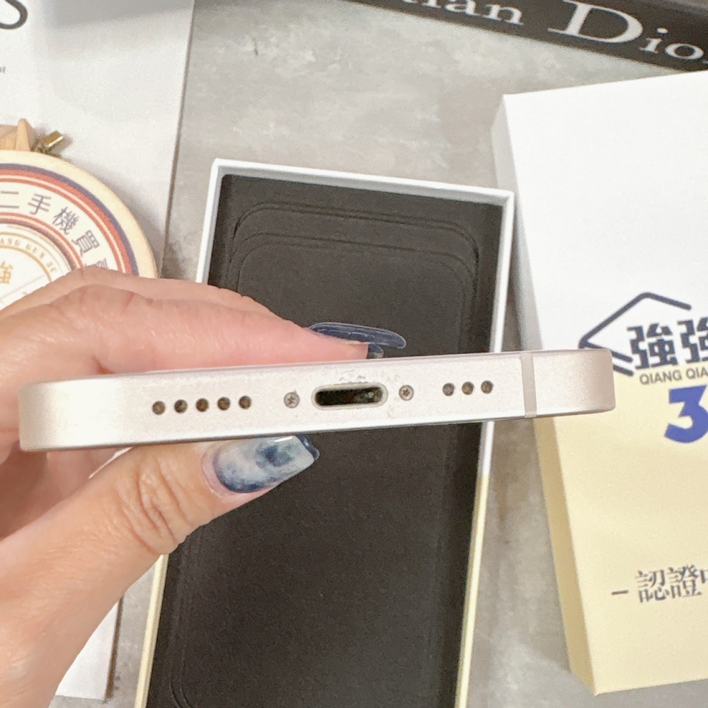 二手 13-128G白色*83783 （店保365天）