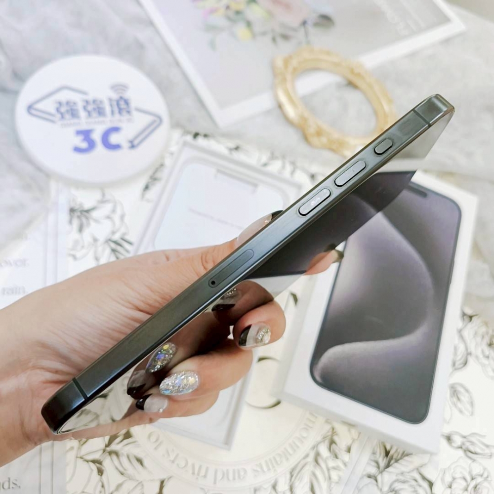 歸仁-IPhone15 Pro max 256G 黑色 #94802（獨家保固365天）
