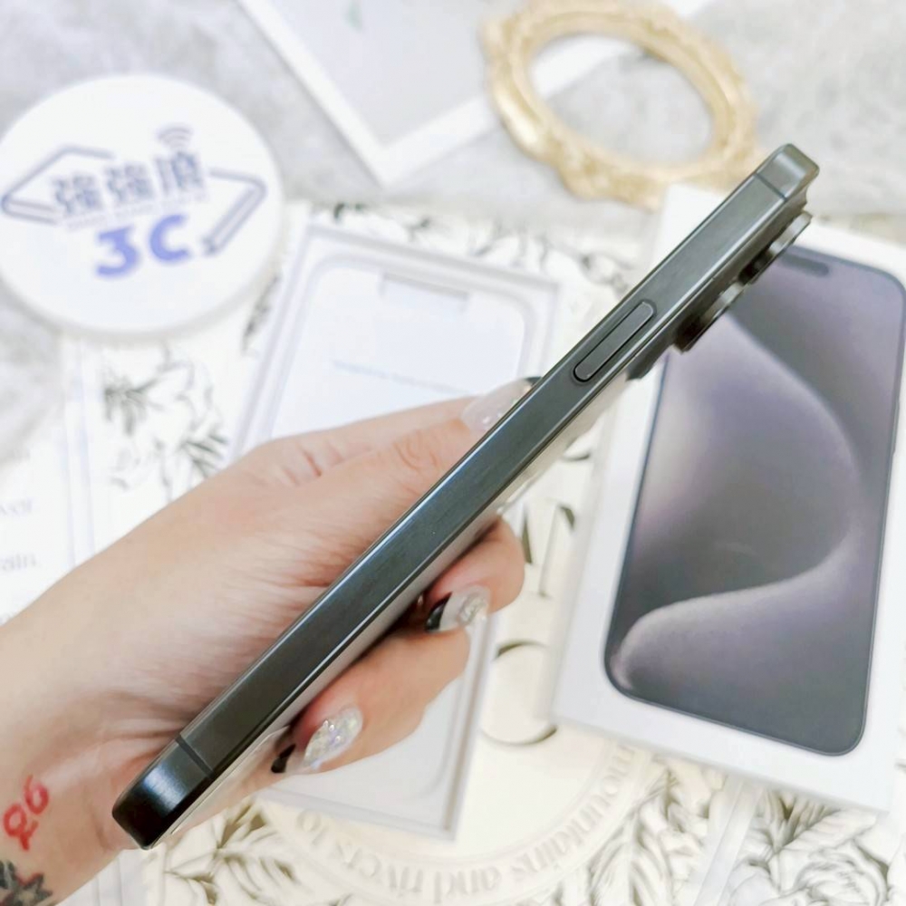 歸仁-IPhone15 Pro max 256G 黑色 #94802（獨家保固365天）