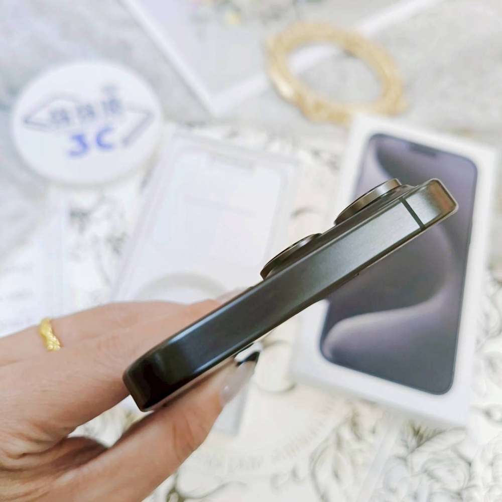 歸仁-IPhone15 Pro max 256G 黑色 #94802（獨家保固365天）