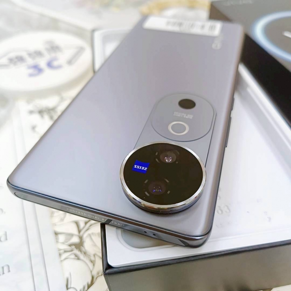歸仁-二手 VIVO V40 12+512G 灰色＃55036(原廠保內)