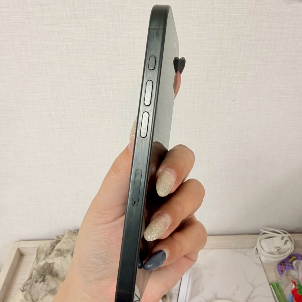 二手 15Pro256G黑色*56097（店保365天）