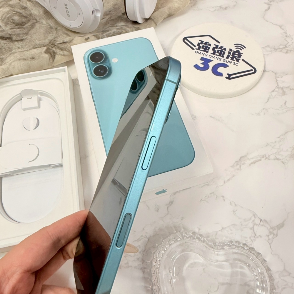 二手 iPhone16 128G 綠色*11898(原廠保內）