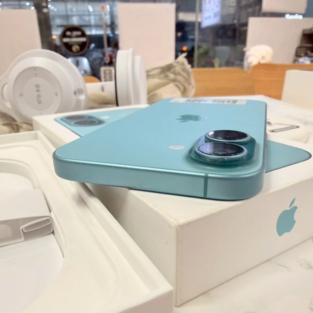 二手 iPhone16 128G 綠色*11898(原廠保內）