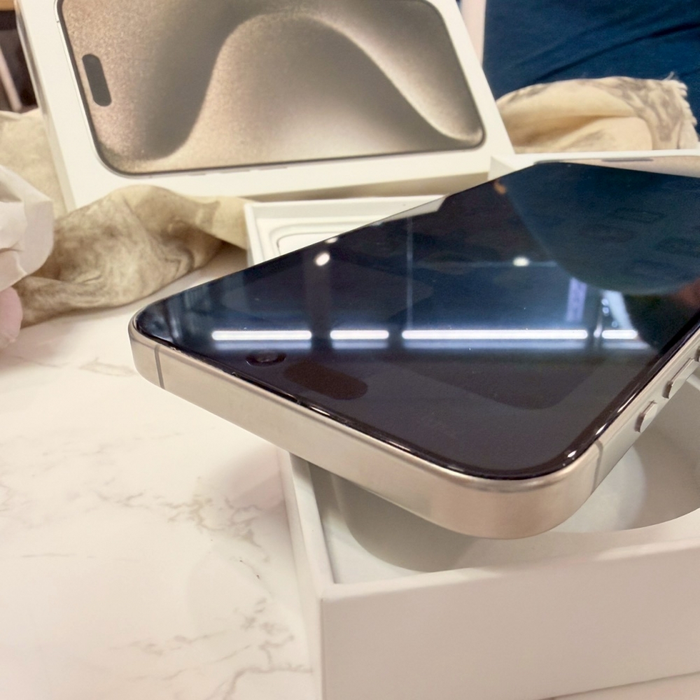 二手 iPhone15ProMax 256G 原色*69380(店家保固）
