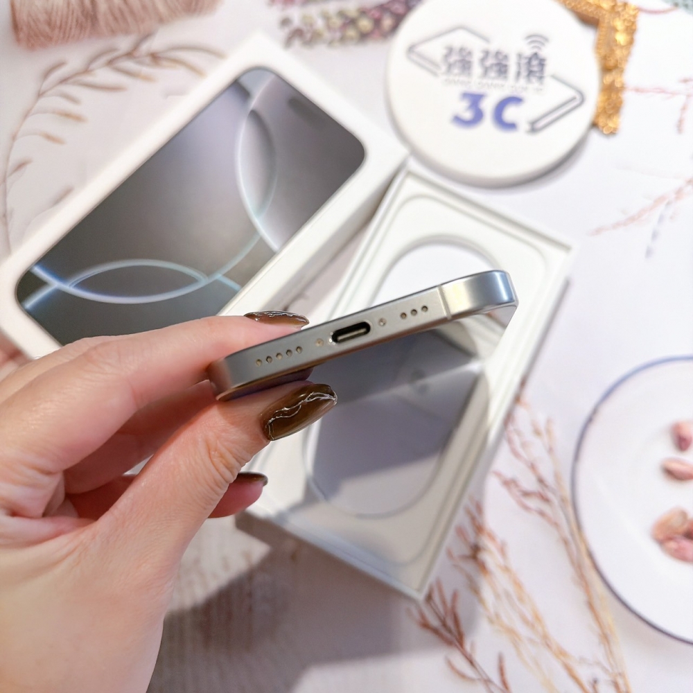 善化-二手iPhone16 Pro 256G 白色 #32383（店保365天）