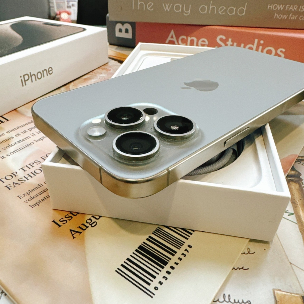 二手15 Pro Max 256G 原鈦色*44582 (店保365天)