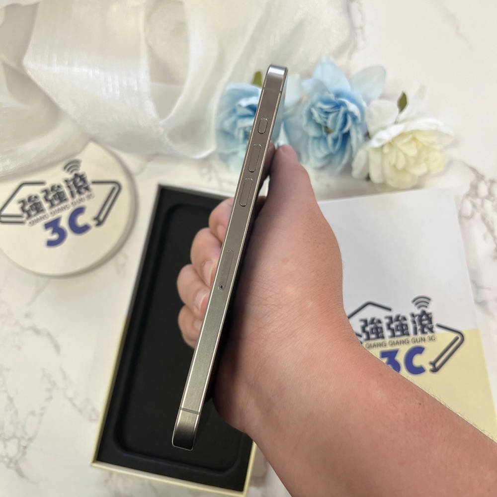 二手 iPhone 15 Pro Max 256G 原鈦色*61085(店保365天）