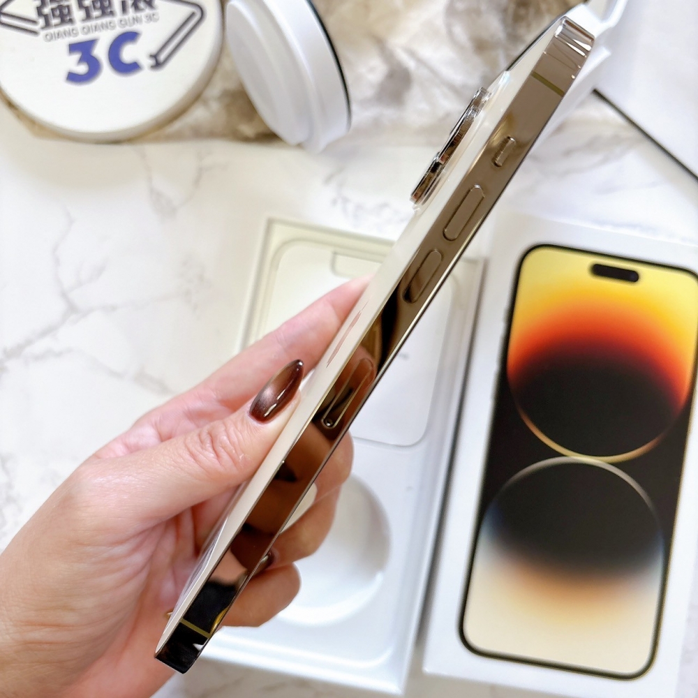 二手 iPhone 14ProMax256G金*10149（店家保固365天）