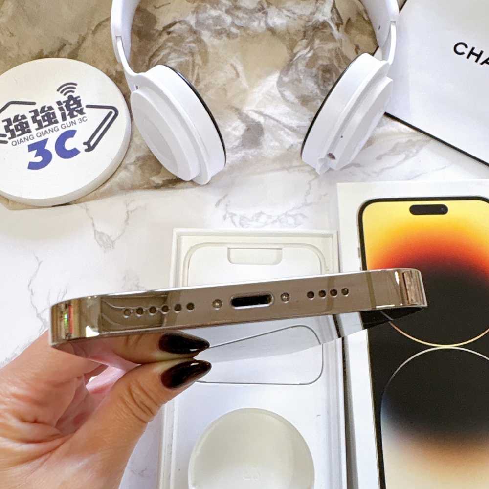 二手 iPhone 14ProMax256G金*10149（店家保固365天）