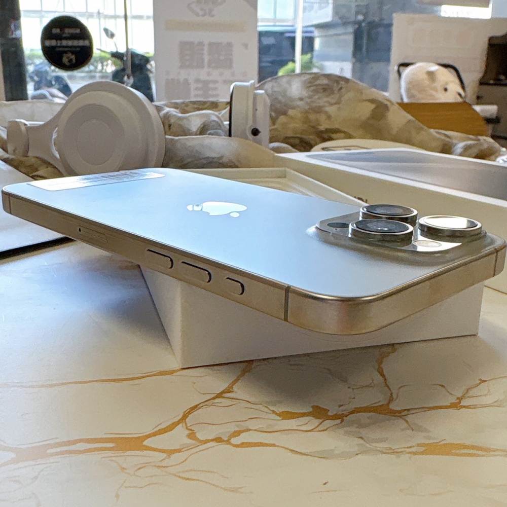 二手 iPhone15ProMax256G 原*05324（店家保固365天）