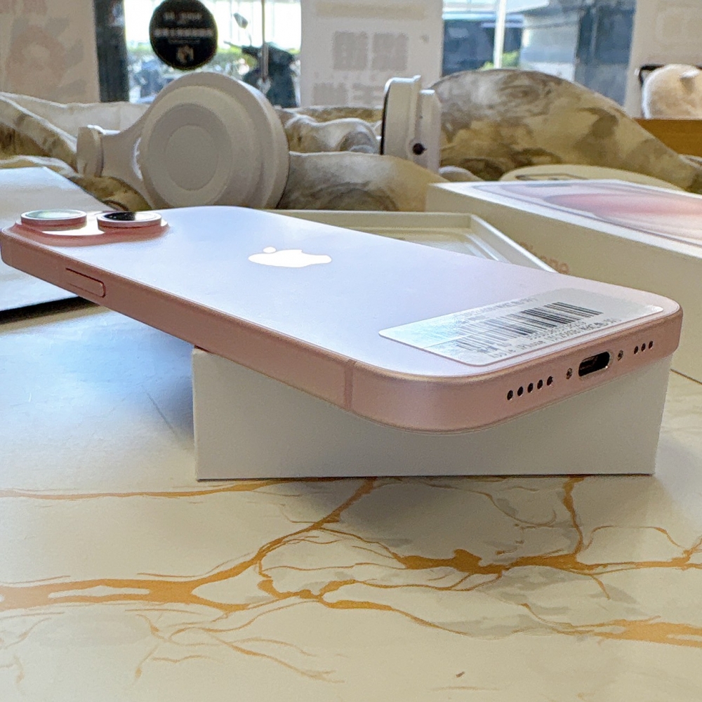 二手 iPhone15 256G 粉*38219（店家保固365天）