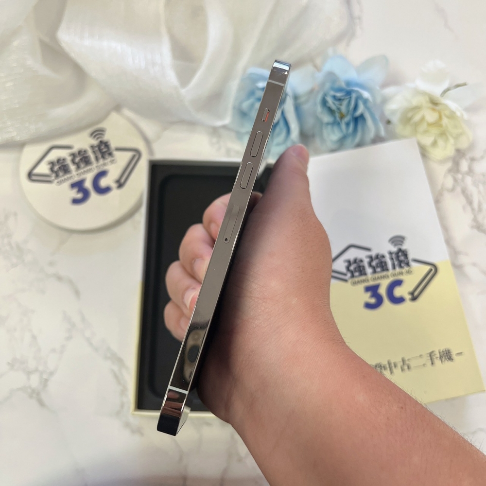二手 13Promax128G 銀色*62960 (店家保固365天)