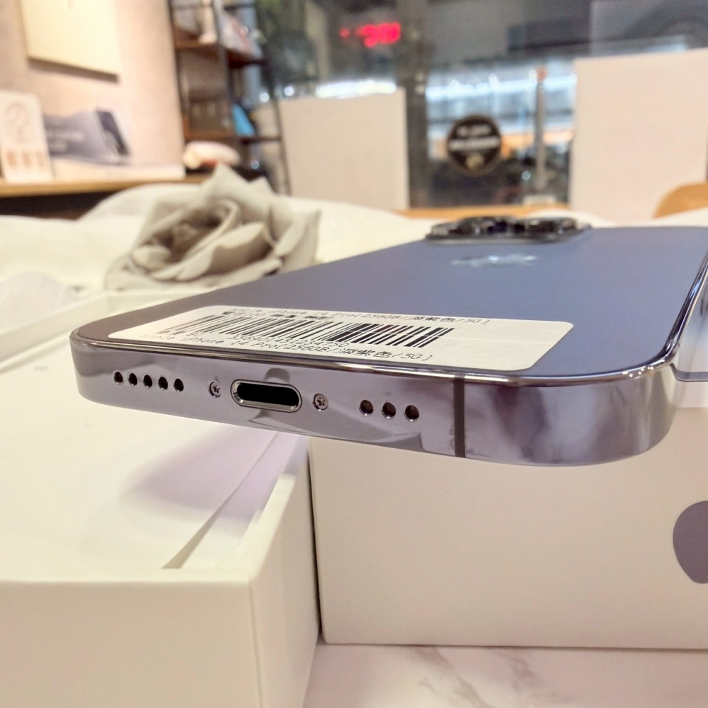 二手 14Pro256G紫色*34750 (店家保固365天)