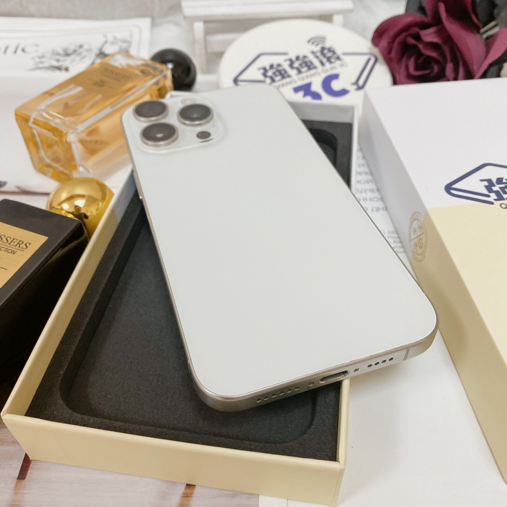 佳里-二手 iPhone15 Pro Max 256G 白色 #81749（店家保固365天）