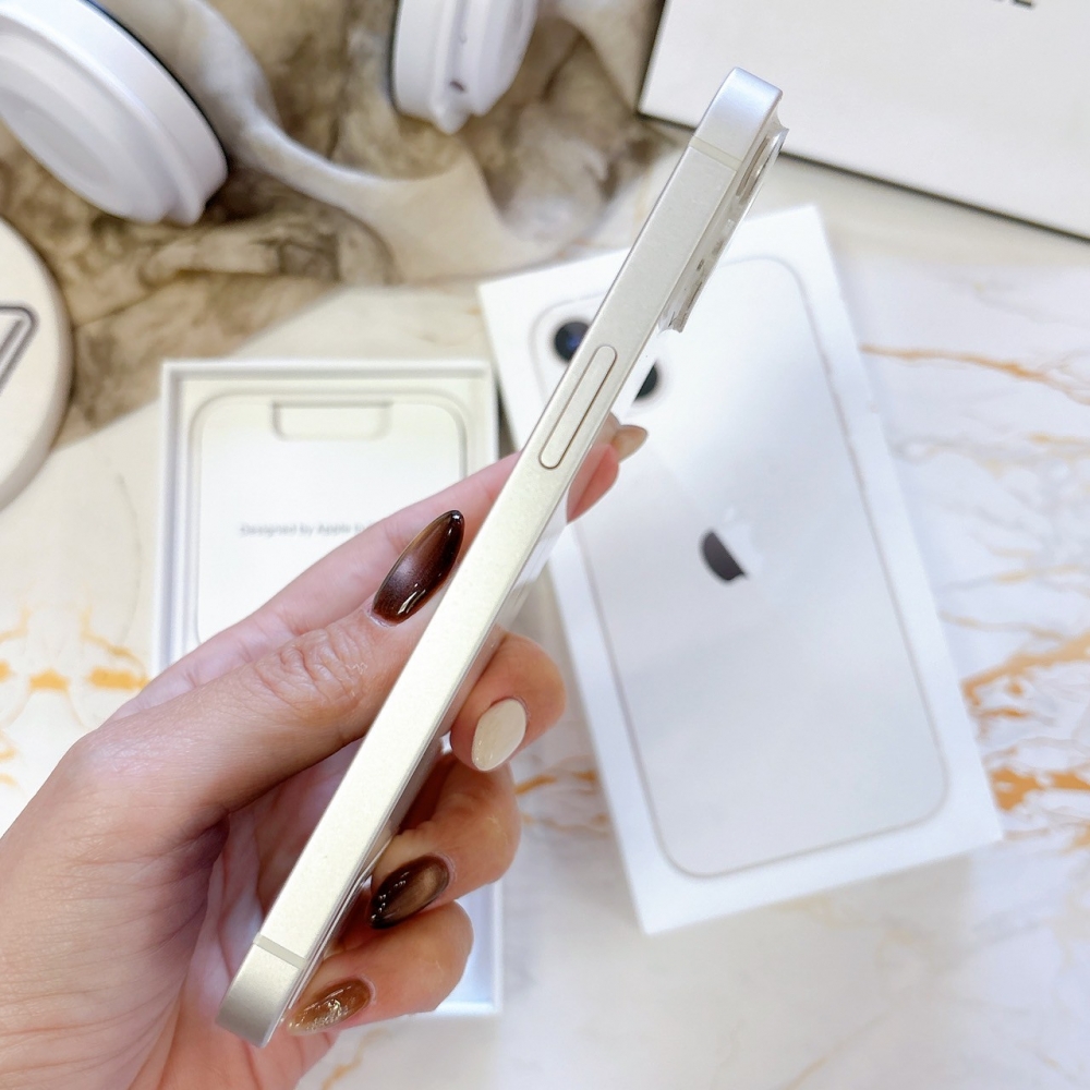 二手 iPhone 13-256G 白色*43356 (店家保固365天)