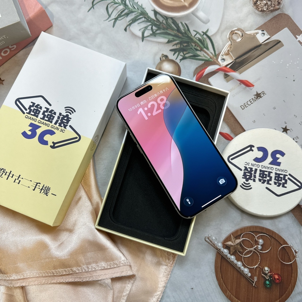 二手 iPhone 15Pro128G 白色*18413 (店家保固365天)