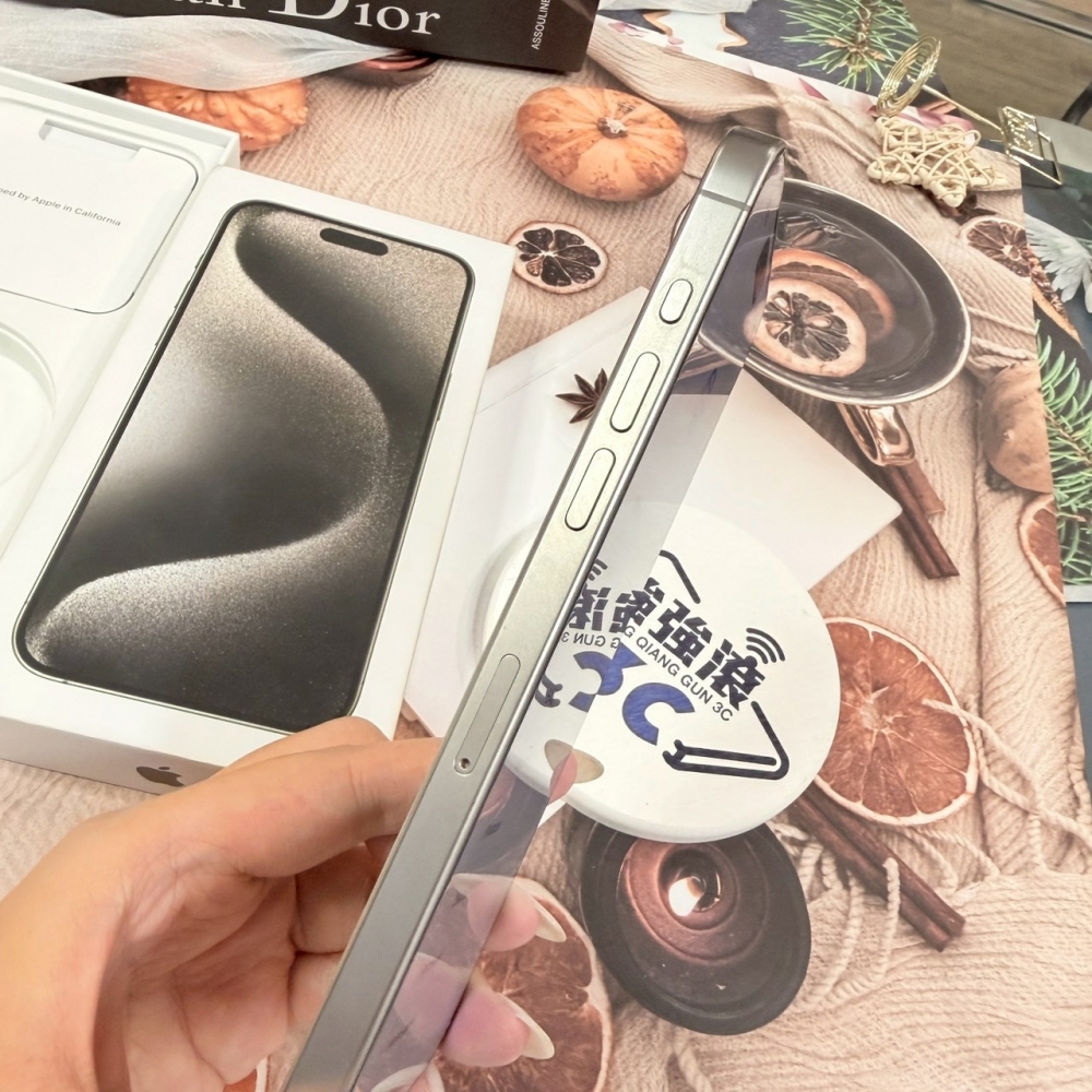 二手 iPhone 15 Pro Max 256G 原鈦色*03408(店保365天）