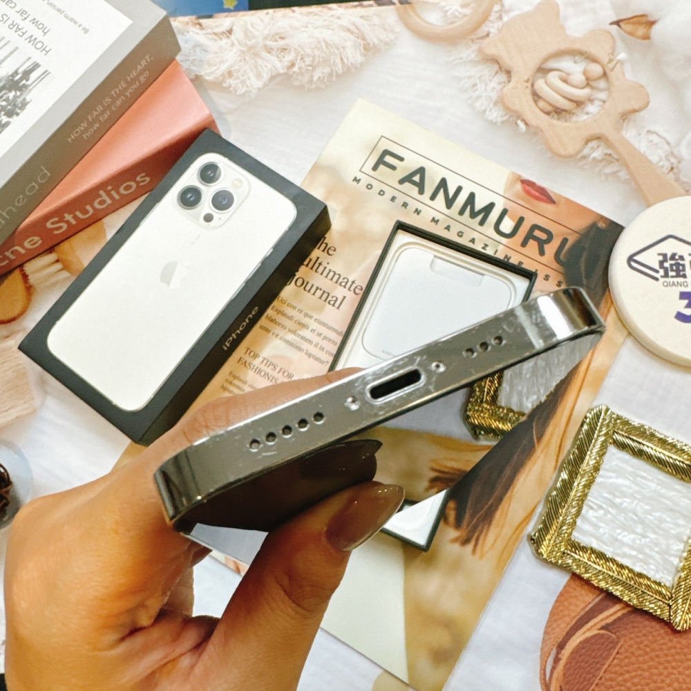 二手 13Pro 256G 銀色*71503 (店家保固365天)