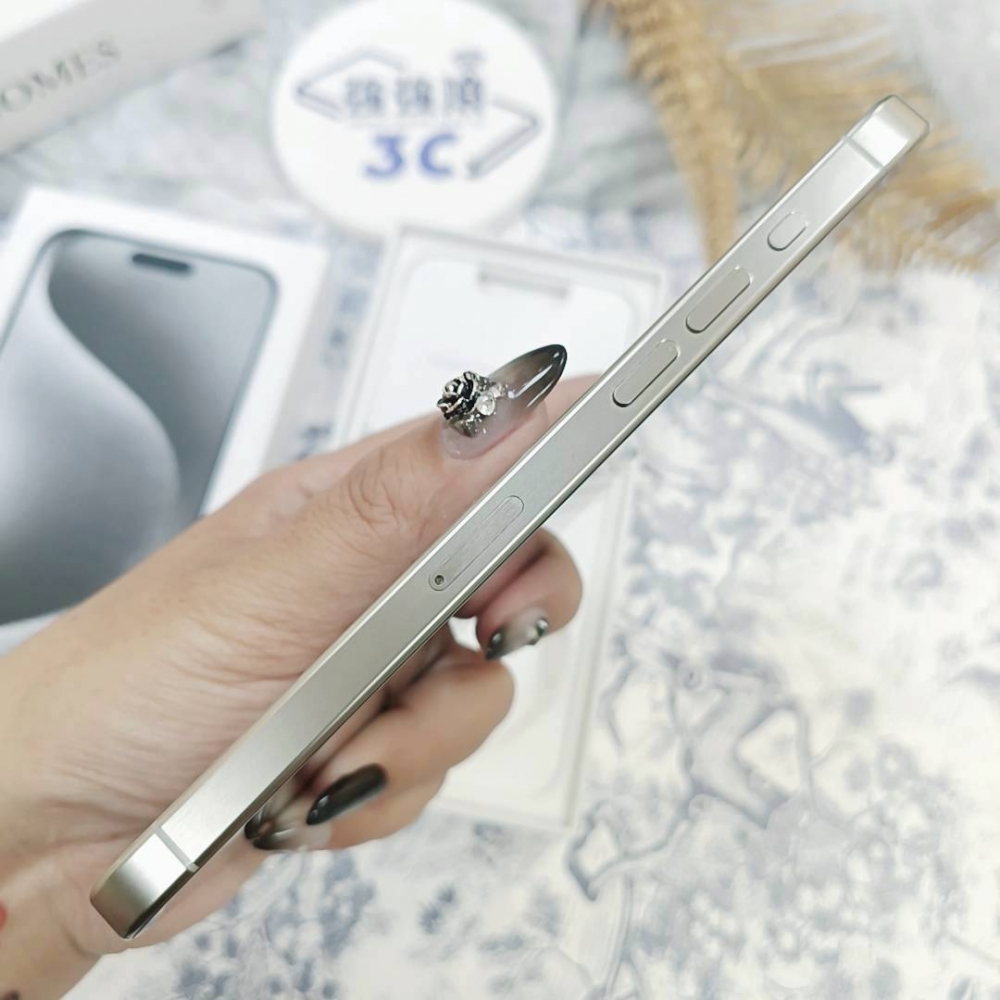 歸仁-二手 iphone 15pro max 256G 白色# 85138（店家保固365天）