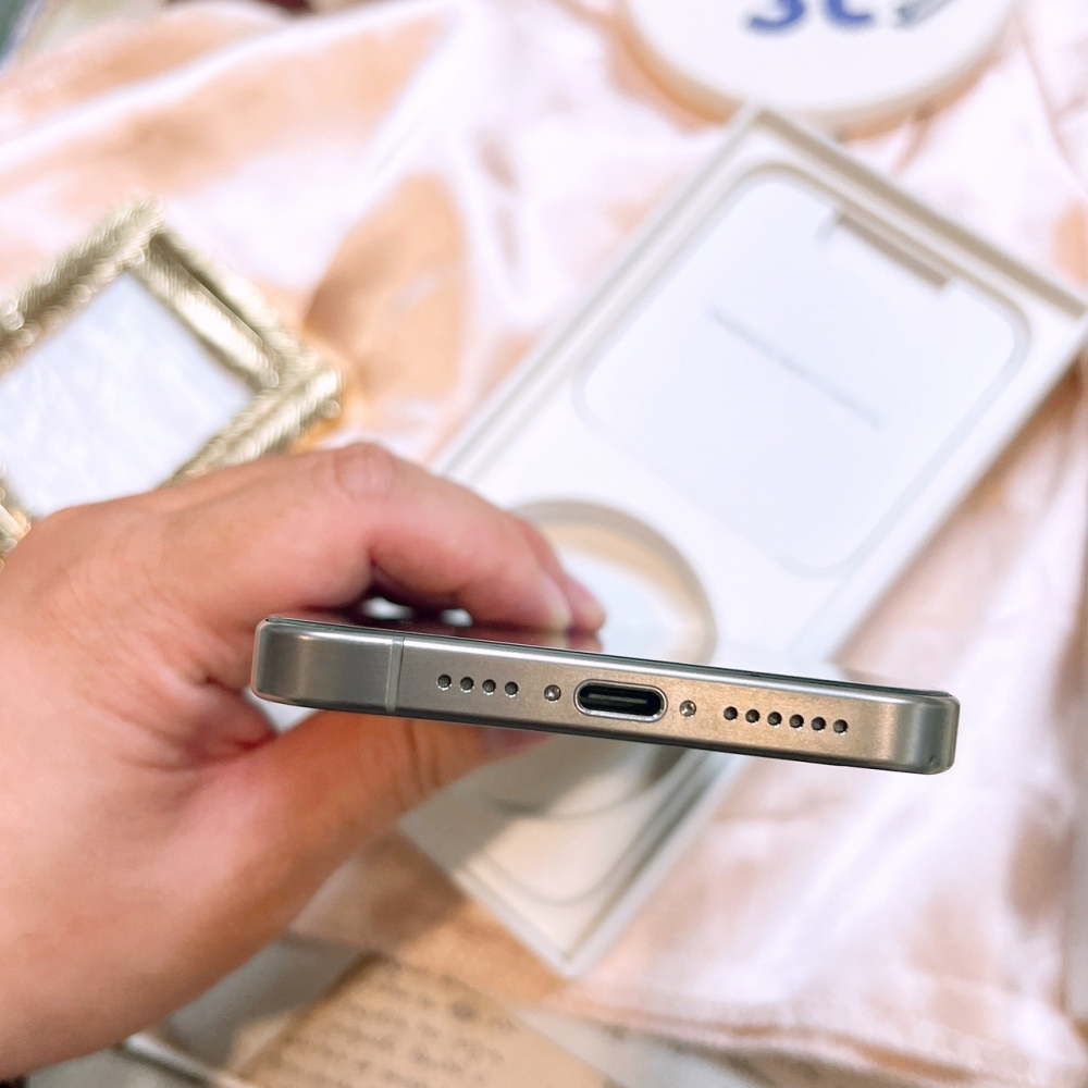 二手 iPhone 15 Pro Max 256G 原鈦色*88222(店保365天）