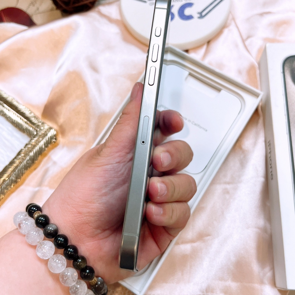 二手 iPhone 15 Pro Max 256G 原鈦色*88222(店保365天）